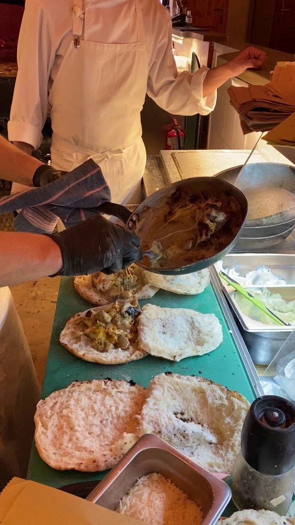 Salento Wood Fired Street Food · Photos 3